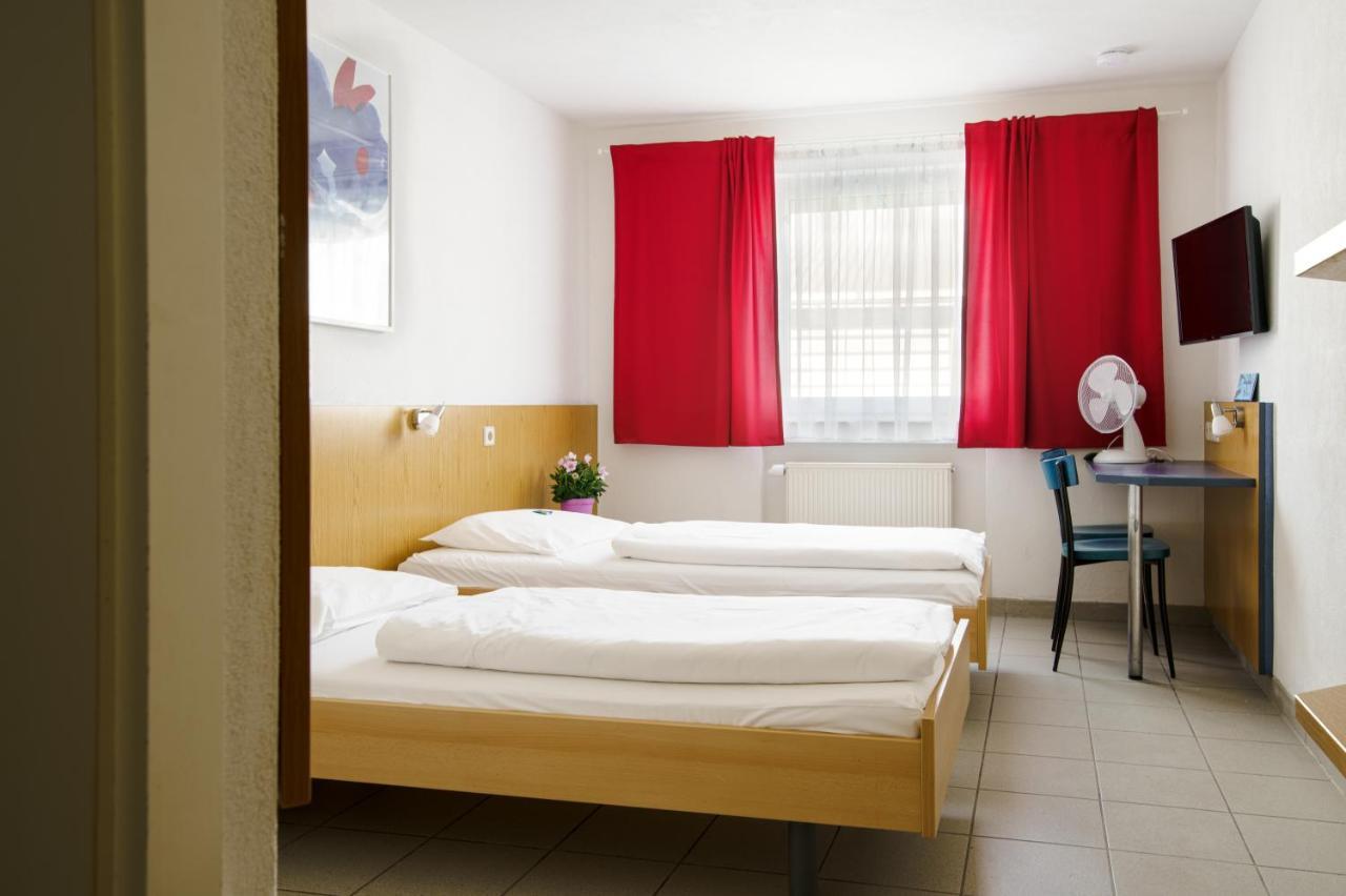 Motel Drei Koenig- Ihr Transithotel Heimsheim Экстерьер фото